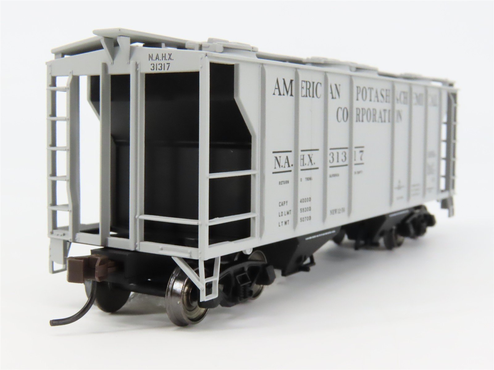 HO Scale Atlas 20003200 NAHX American Potash & Chemical PS-2 Covered Hopper RTR