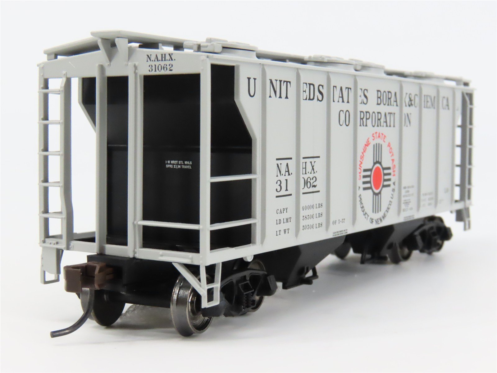 HO Scale Atlas 20004170 NAHX U.S. Borax & Chemical PS-2 Covered Hopper 31062 RTR