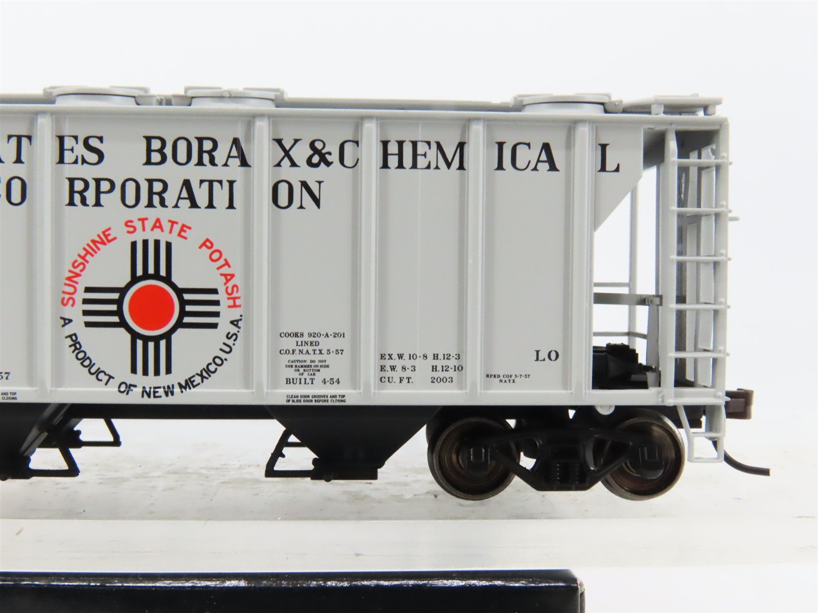 HO Scale Atlas 20004171 NAHX U.S. Borax & Chemical PS-2 Covered Hopper 31065 RTR