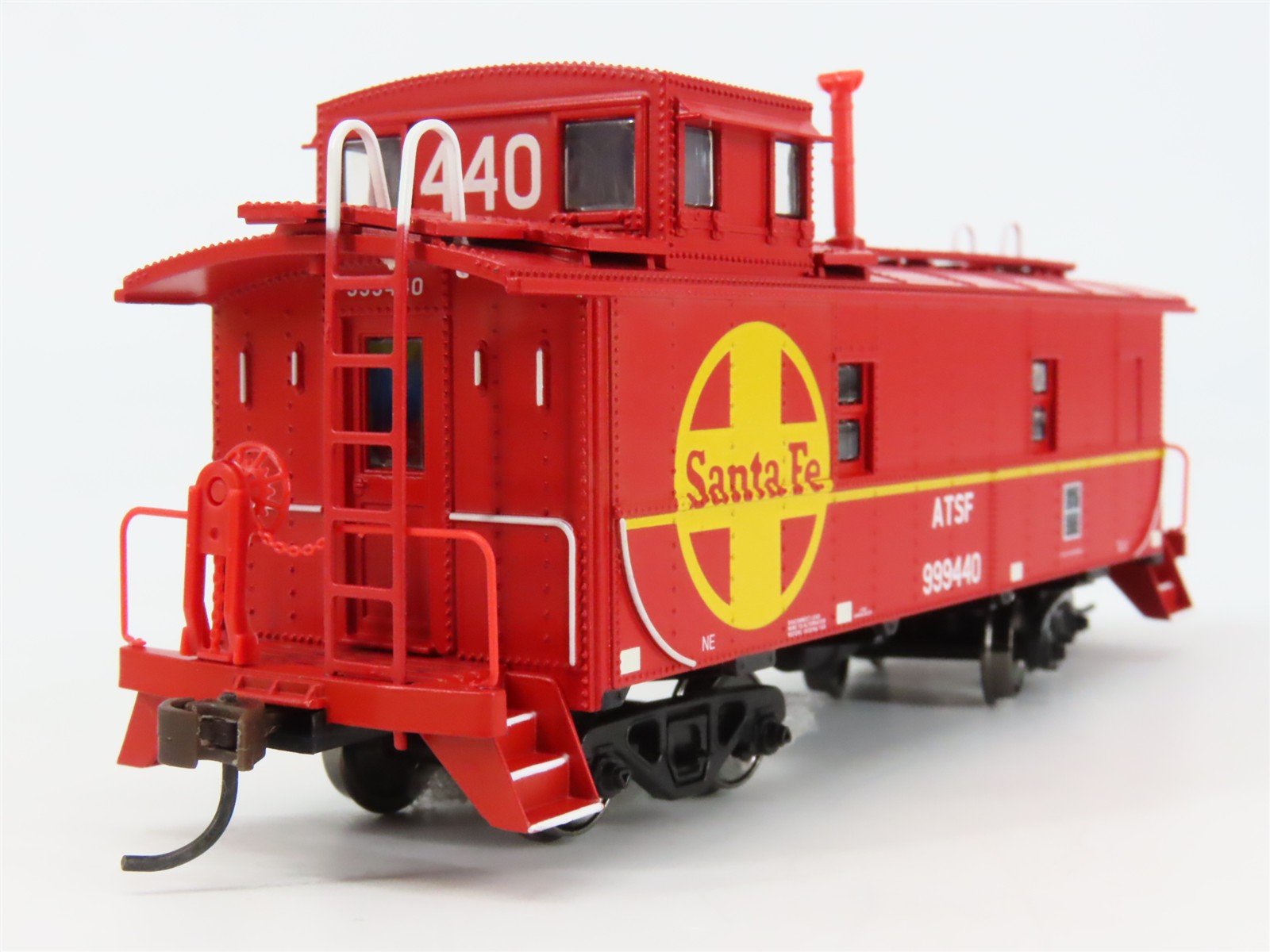 HO Scale Athearn 7411 ATSF Santa Fe Cupola Caboose 999440 RTR