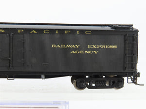 HO Scale Broadway Limited Imports 1870 T&P Texas & Pacific 53' Reefer 1720 RTR