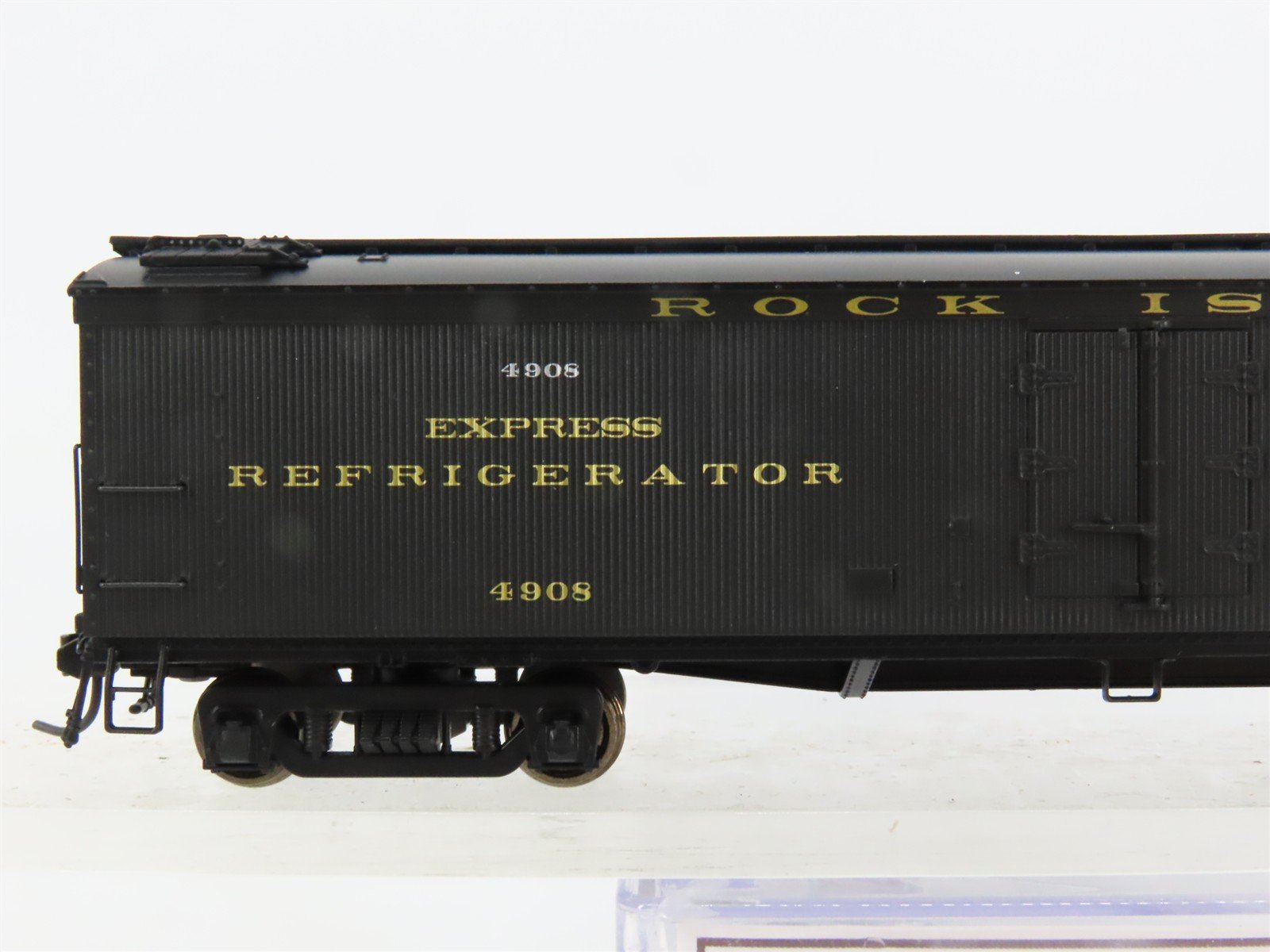 HO Scale Broadway Limited Imports 1826 RI Rock Island Reefer 4908 RTR