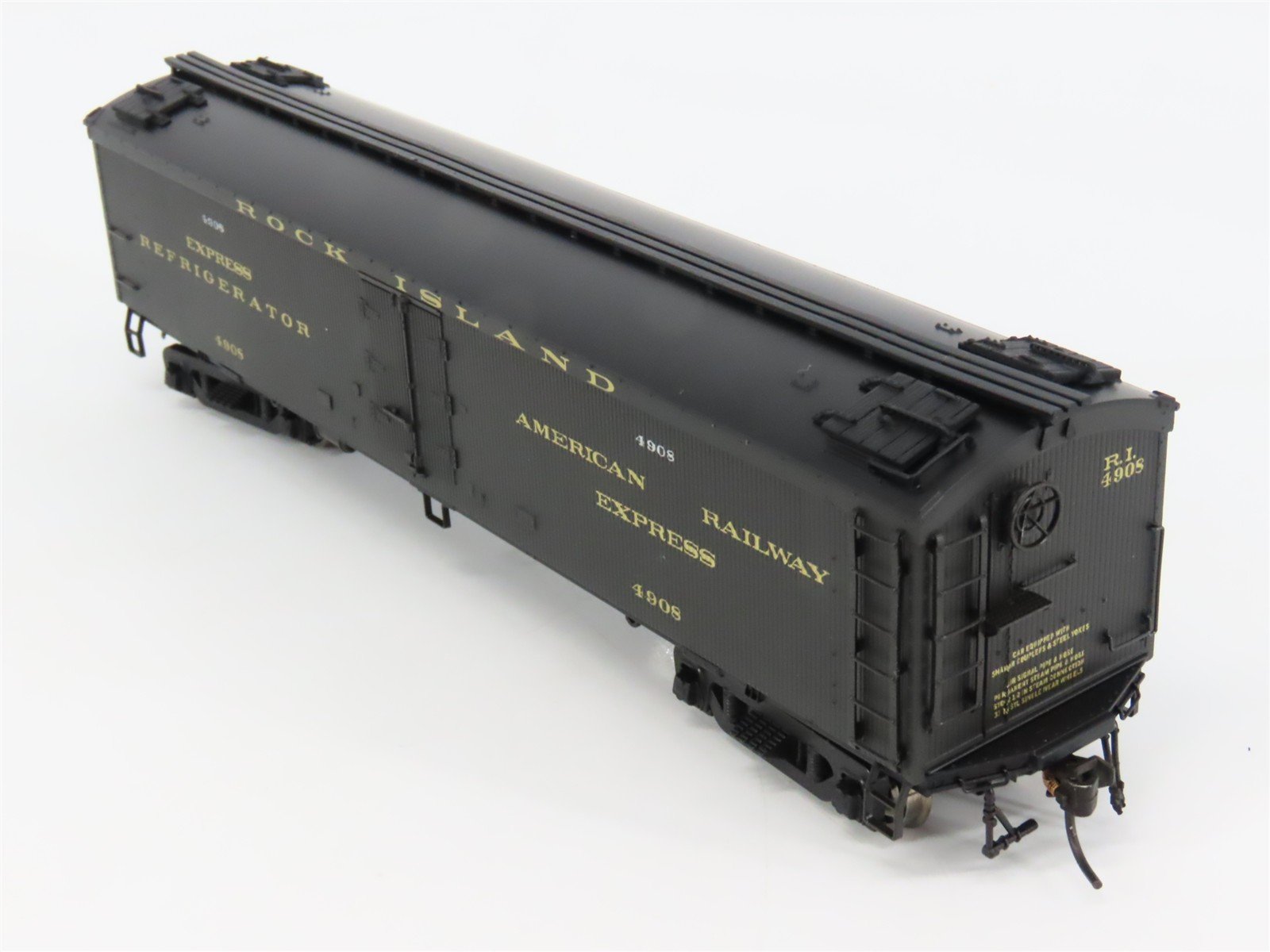 HO Scale Broadway Limited Imports 1826 RI Rock Island Reefer 4908 RTR