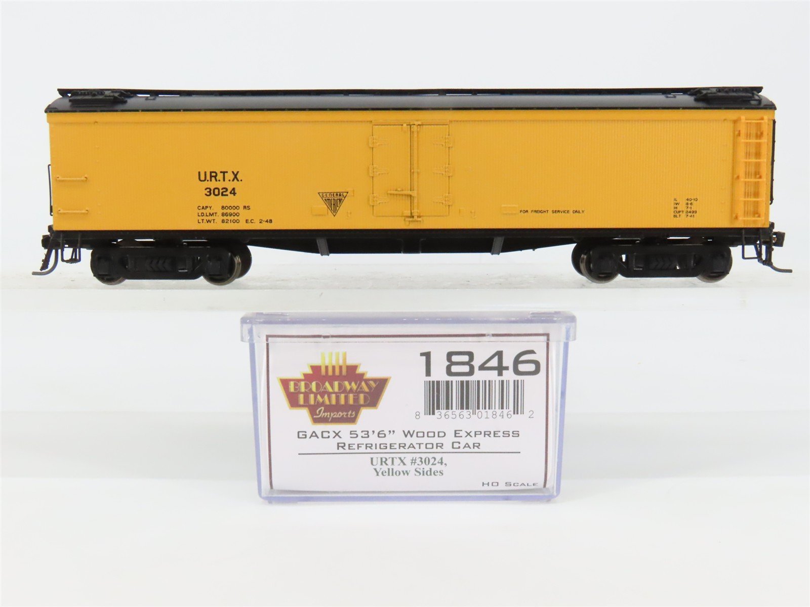 HO Scale Broadway Limited Imports 1846 URTX Reefer 3024 RTR