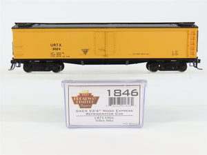 HO Scale Broadway Limited Imports 1846 URTX Reefer 3024 RTR