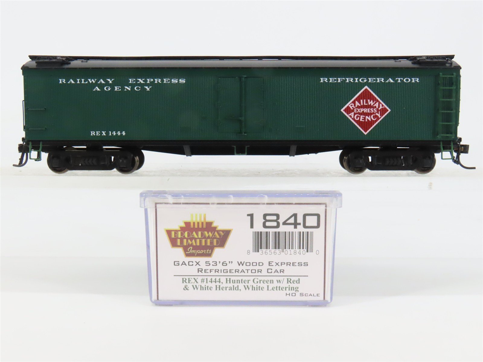 HO Scale Broadway Limited Imports 1840 REX Railway Express Agency Reefer RTR