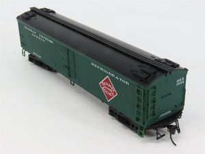 HO Scale Broadway Limited Imports 1840 REX Railway Express Agency Reefer RTR