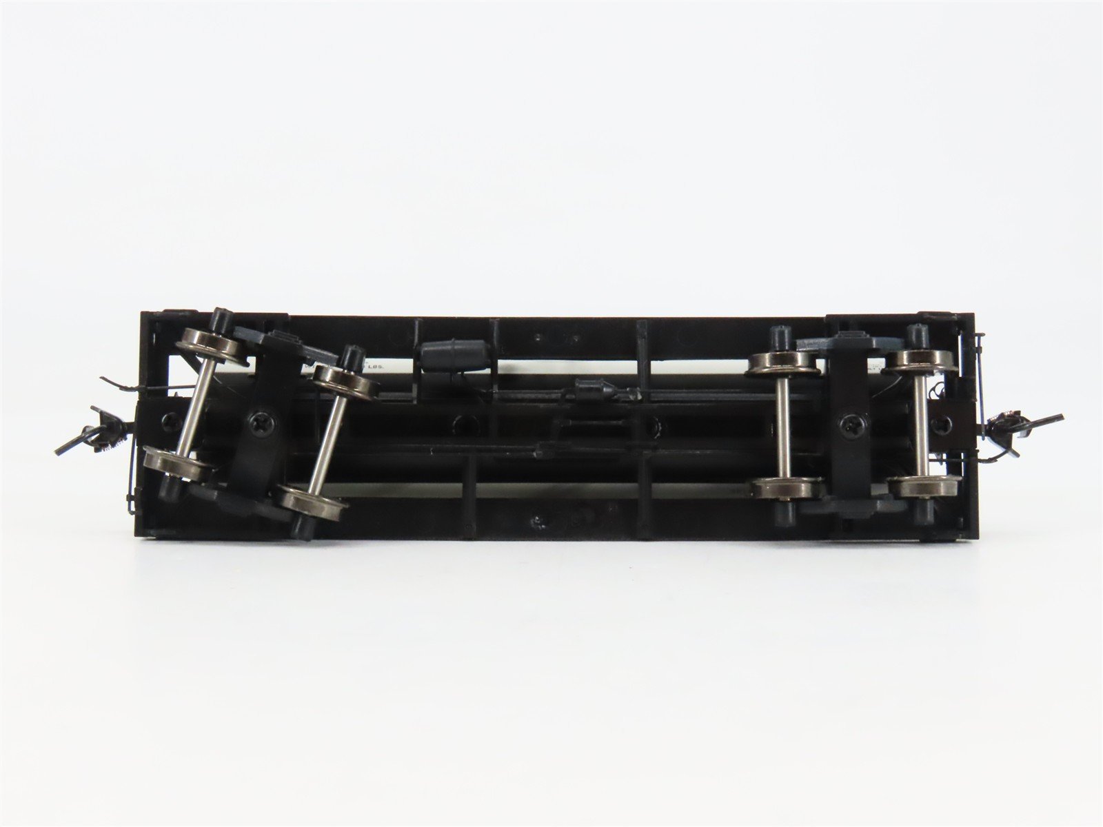 HO Scale Broadway Limited Imports 6177 6000 Gal. Chlorine Tank Car 4-Pack RTR