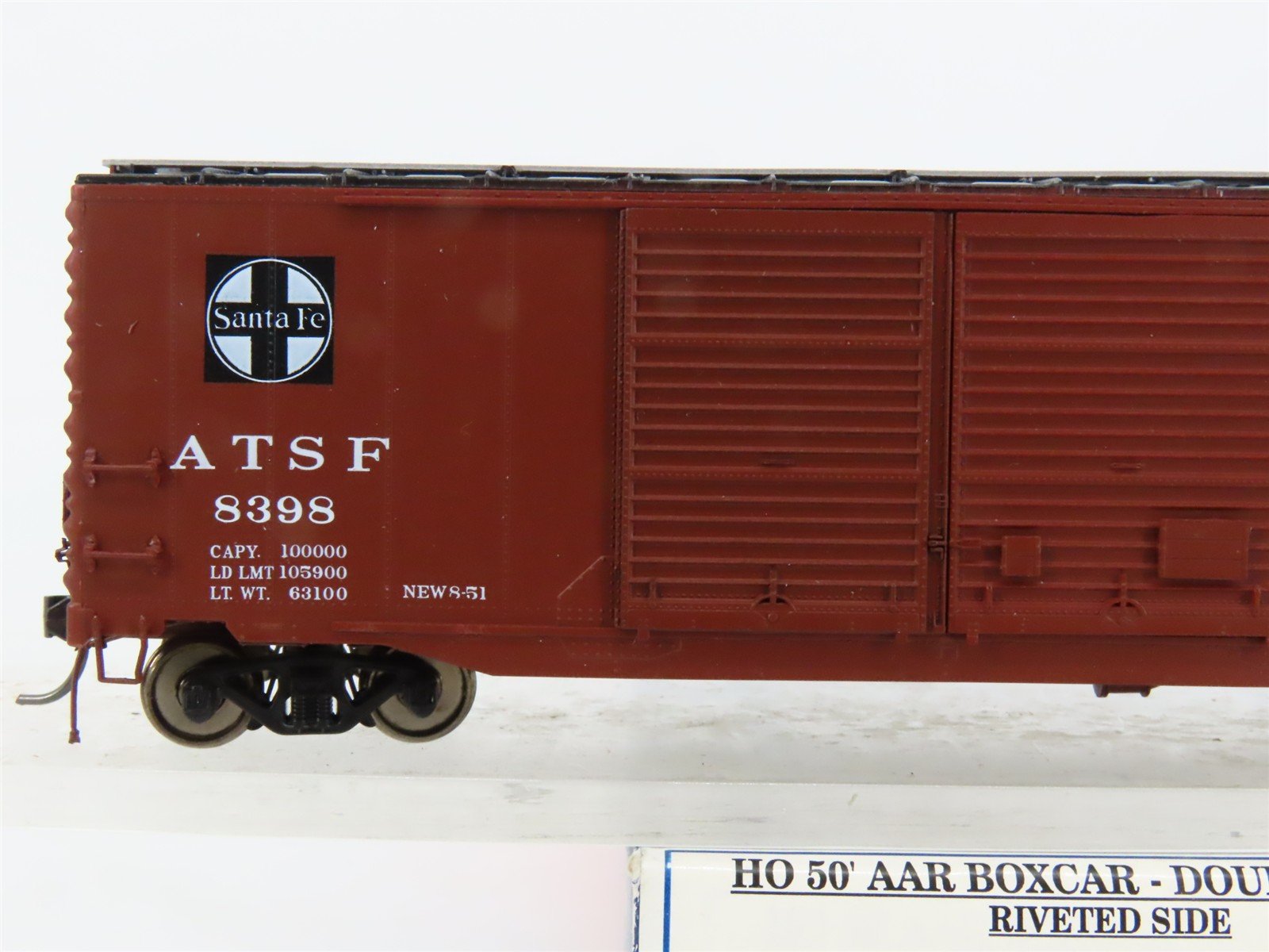 HO Scale Branchline Trains 111194 ATSF Santa Fe 50' AAR Double Door Box Car RTR