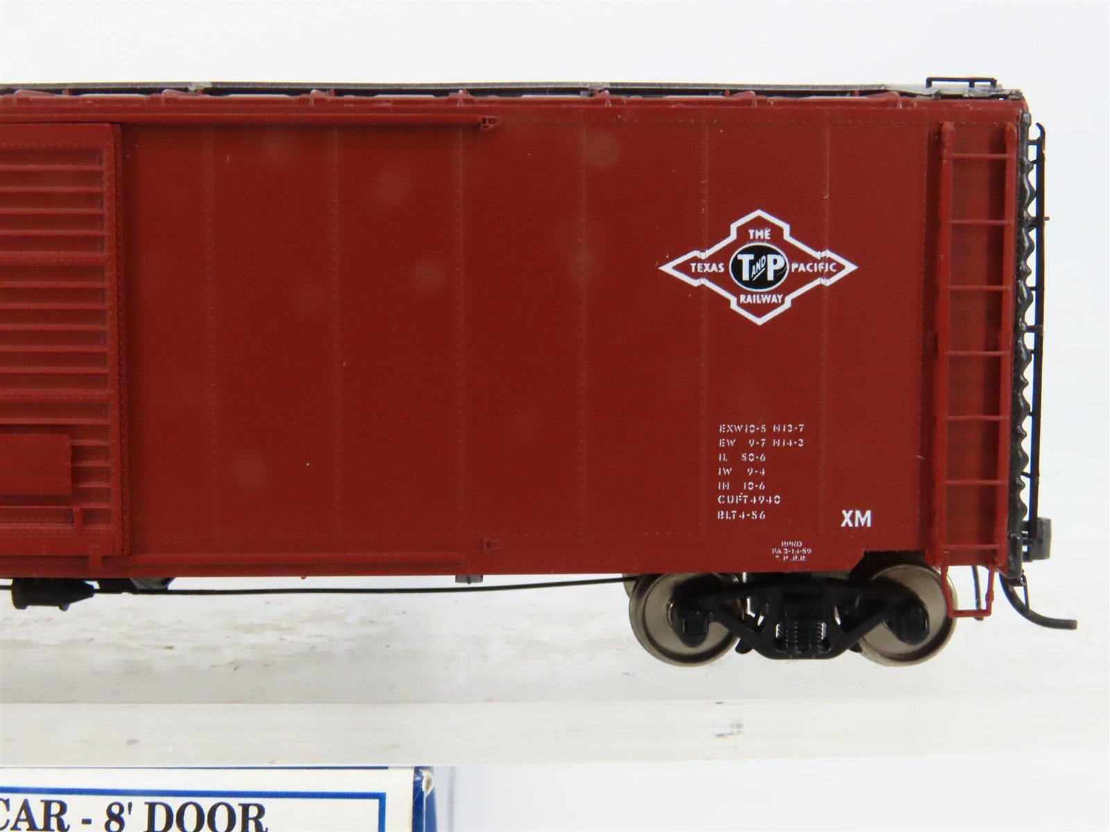 HO Scale Branchline Trains 110062 T&P Texas & Pacific 50' Box Car 71815 RTR