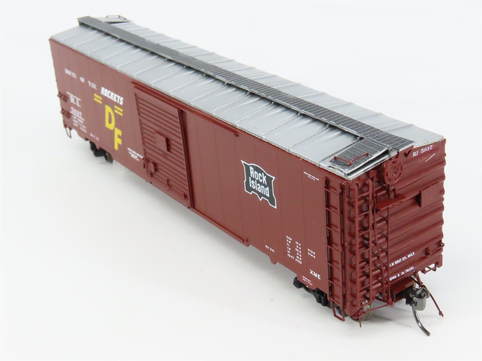 HO Scale Branchline Trains RI Rock Island 50' Box Car 5037 RTR