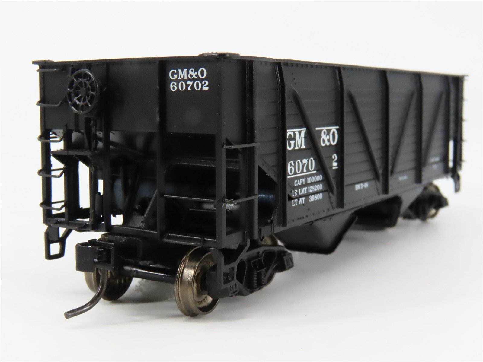 HO Scale PROTO 2000 23827 Gulf, Mobile & Ohio 50 Ton War Emergency Hopper RTR