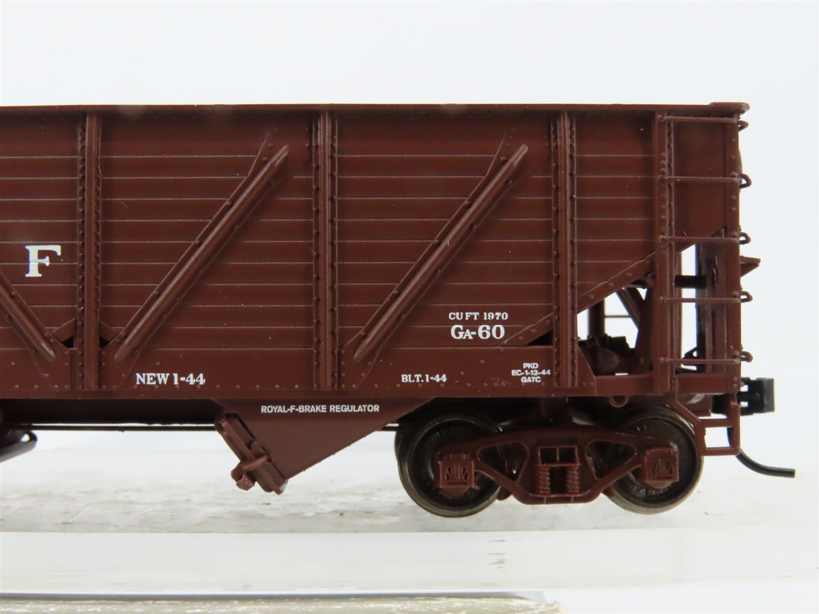 HO Scale PROTO 2000 23836 ATSF Santa Fe 50 Ton War Emergency Hopper 180787 RTR