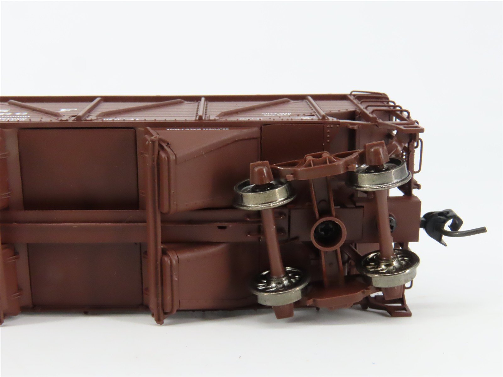 HO Scale PROTO 2000 23819 ATSF Santa Fe 2-Bay War Emergency Hopper 180766 RTR