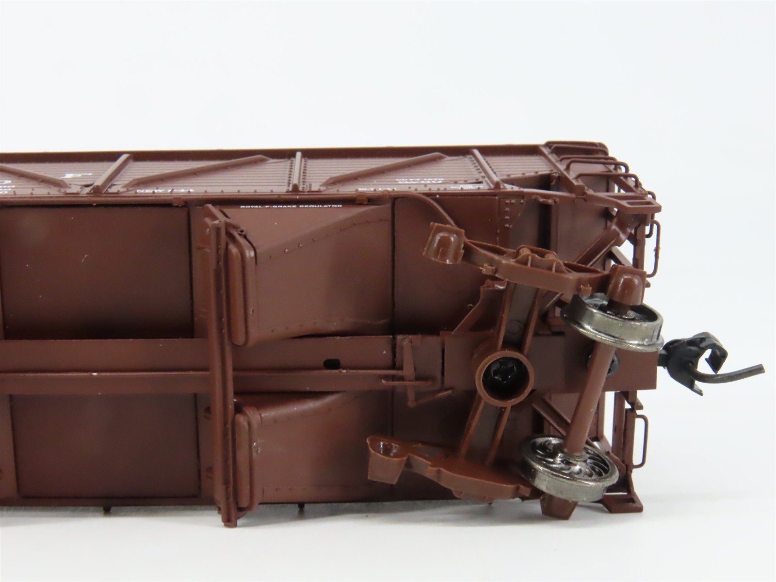 HO Scale PROTO 2000 23818 ATSF Santa Fe 2-Bay War Emergency Hopper 180739 RTR