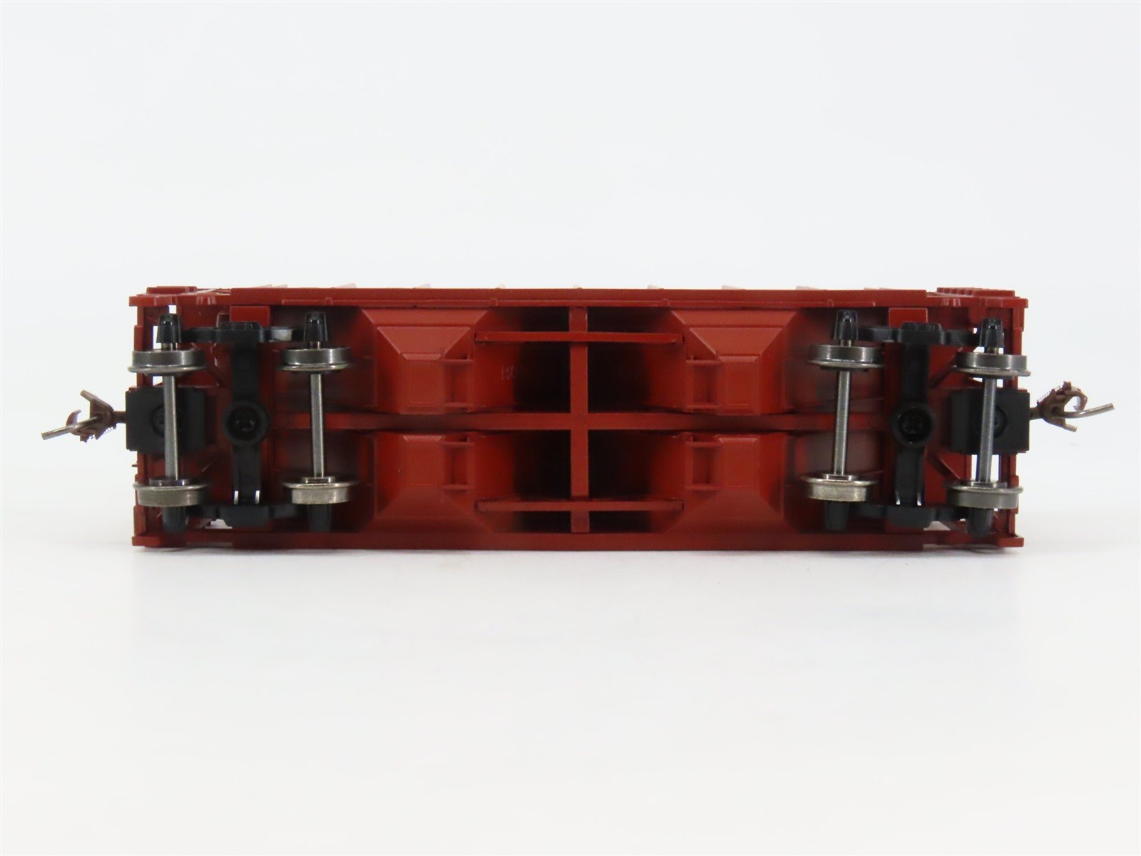 HO Scale Bowser 41308 ATSF Santa Fe 2-Bay Covered Hopper 181553 RTR