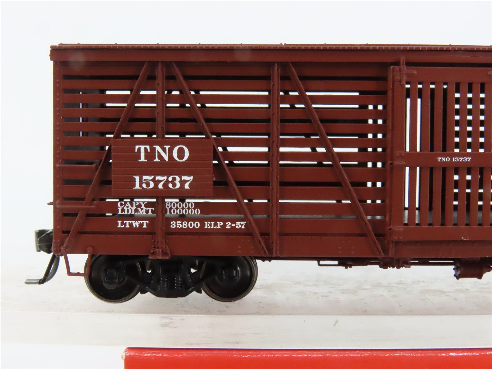 HO Scale Red Caboose RR-39017-06 TNO Texas & New Orleans Stock/Cattle Car RTR