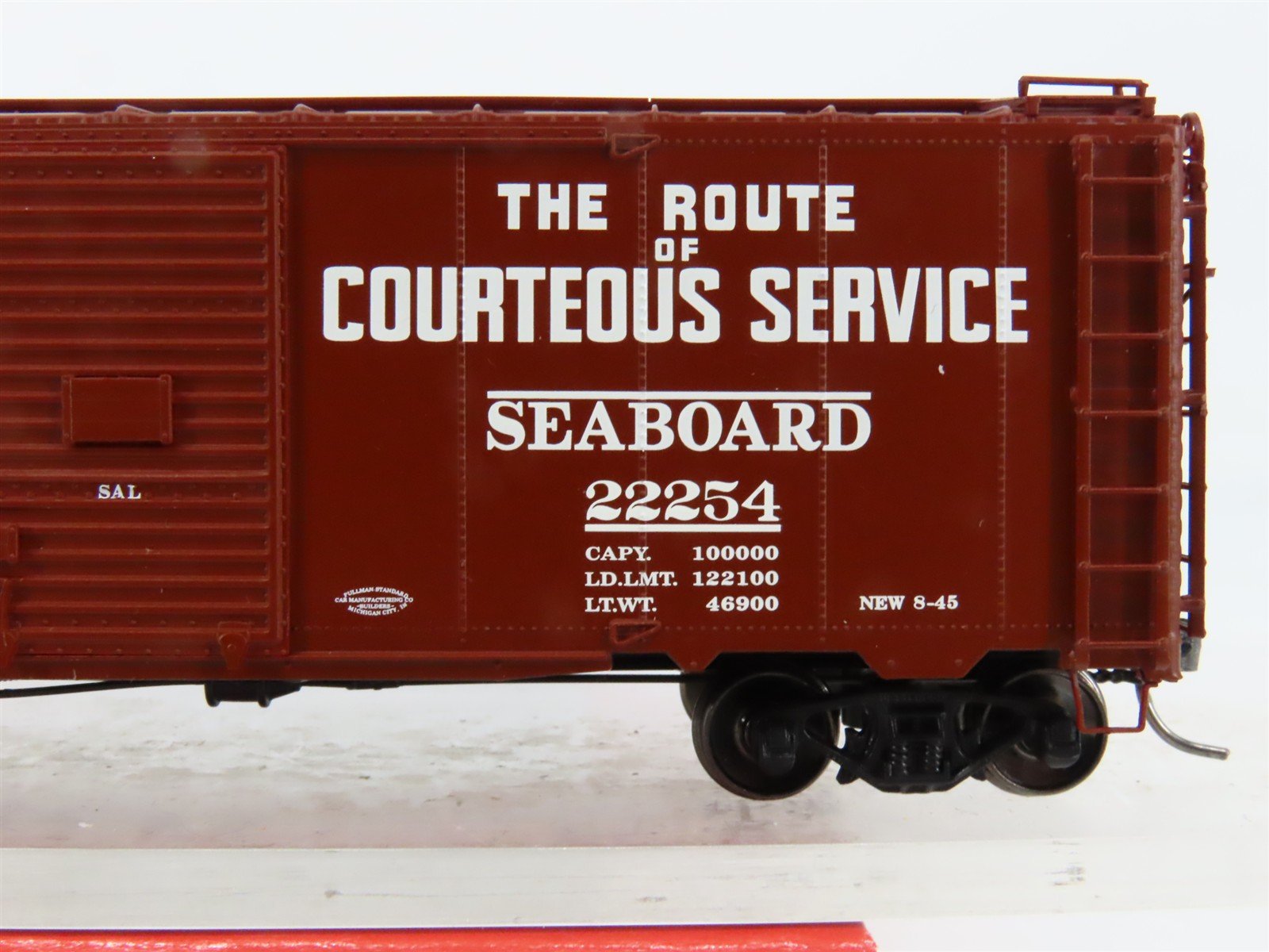 HO Scale Red Caboose RR-38532-26 SAL Seaboard Air Line 40' Box Car 22254 RTR