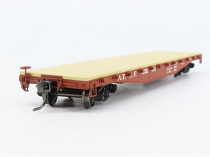 HO Scale Red Caboose RR-32301-22 ATSF Santa Fe 40' Fishbelly Flat Car 93293 RTR