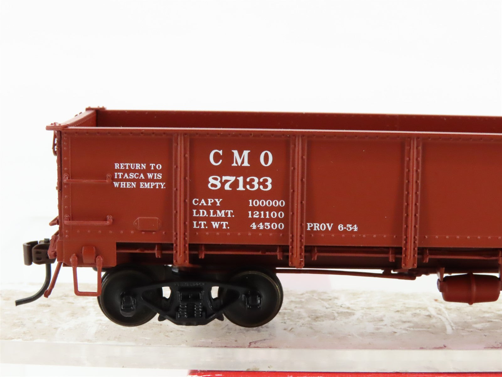HO Scale Red Caboose RR-35022-2C Chicago & North Western Steel Side Gondola RTR