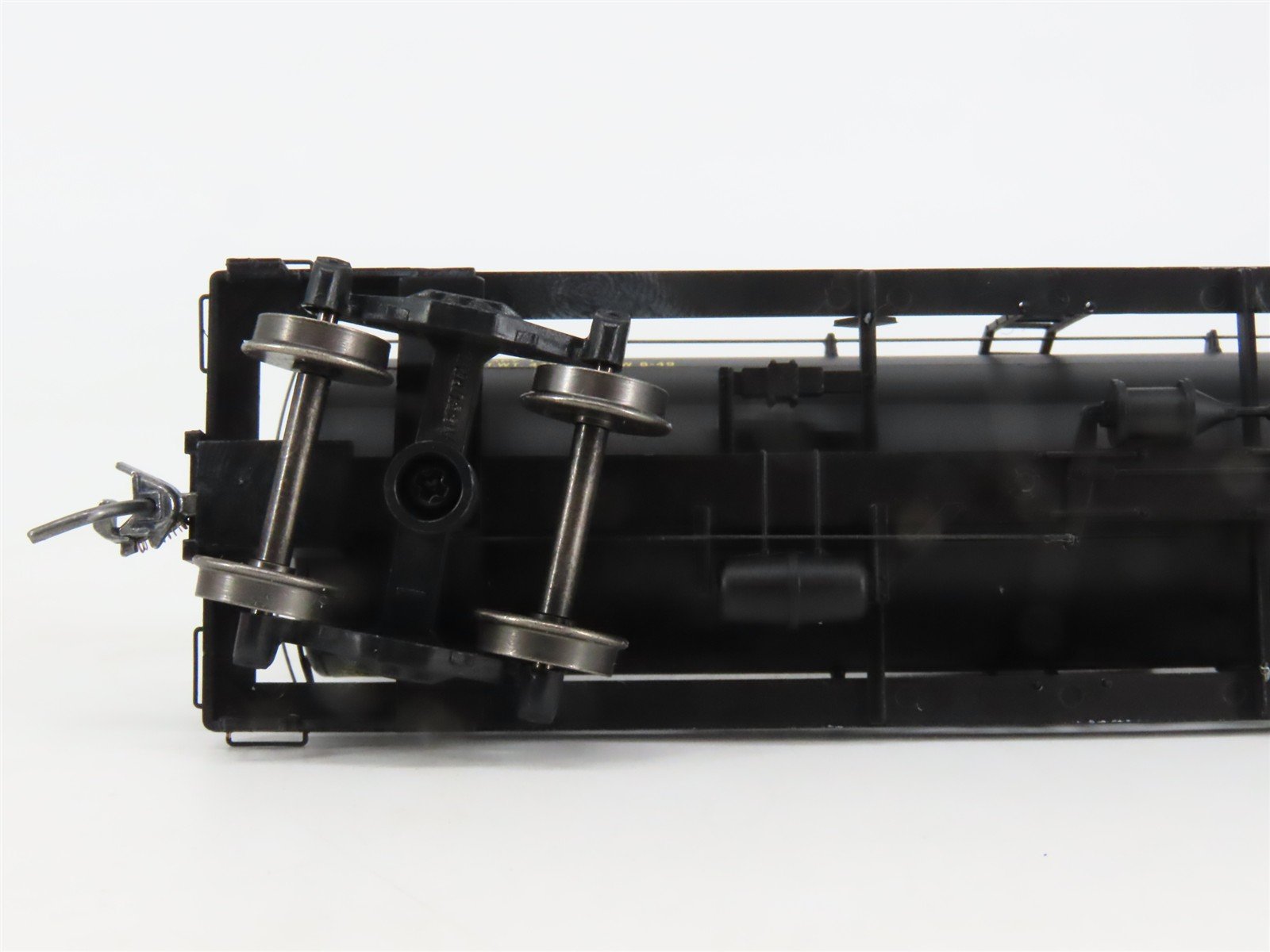 HO Scale Red Caboose RR-33046-19 PSPX Phillips 66 Tank Car 20022 RTR