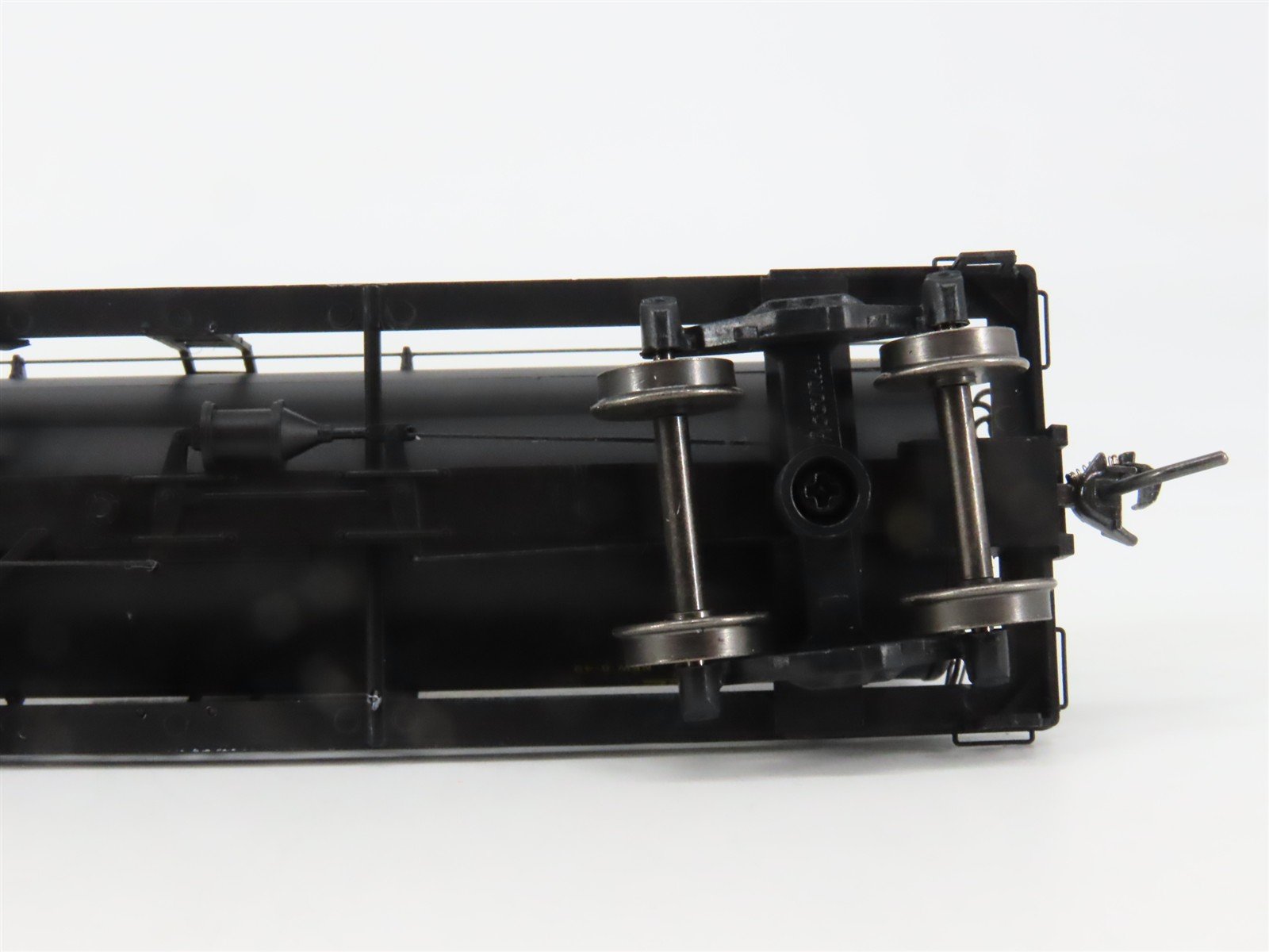 HO Scale Red Caboose RR-33046-19 PSPX Phillips 66 Tank Car 20022 RTR
