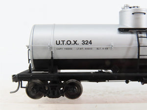 HO Scale Red Caboose RR-33051-11* UTOX Standard Oil Tank Car 324 RTR