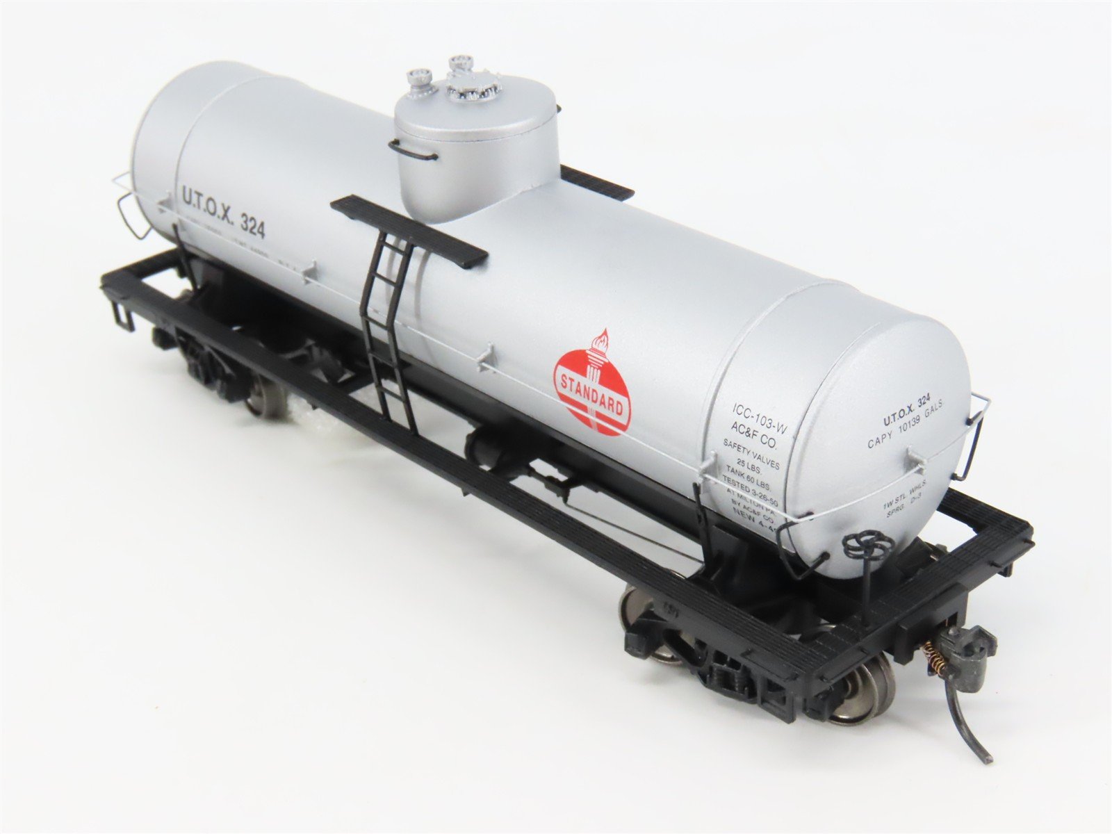 HO Scale Red Caboose RR-33051-11* UTOX Standard Oil Tank Car 324 RTR