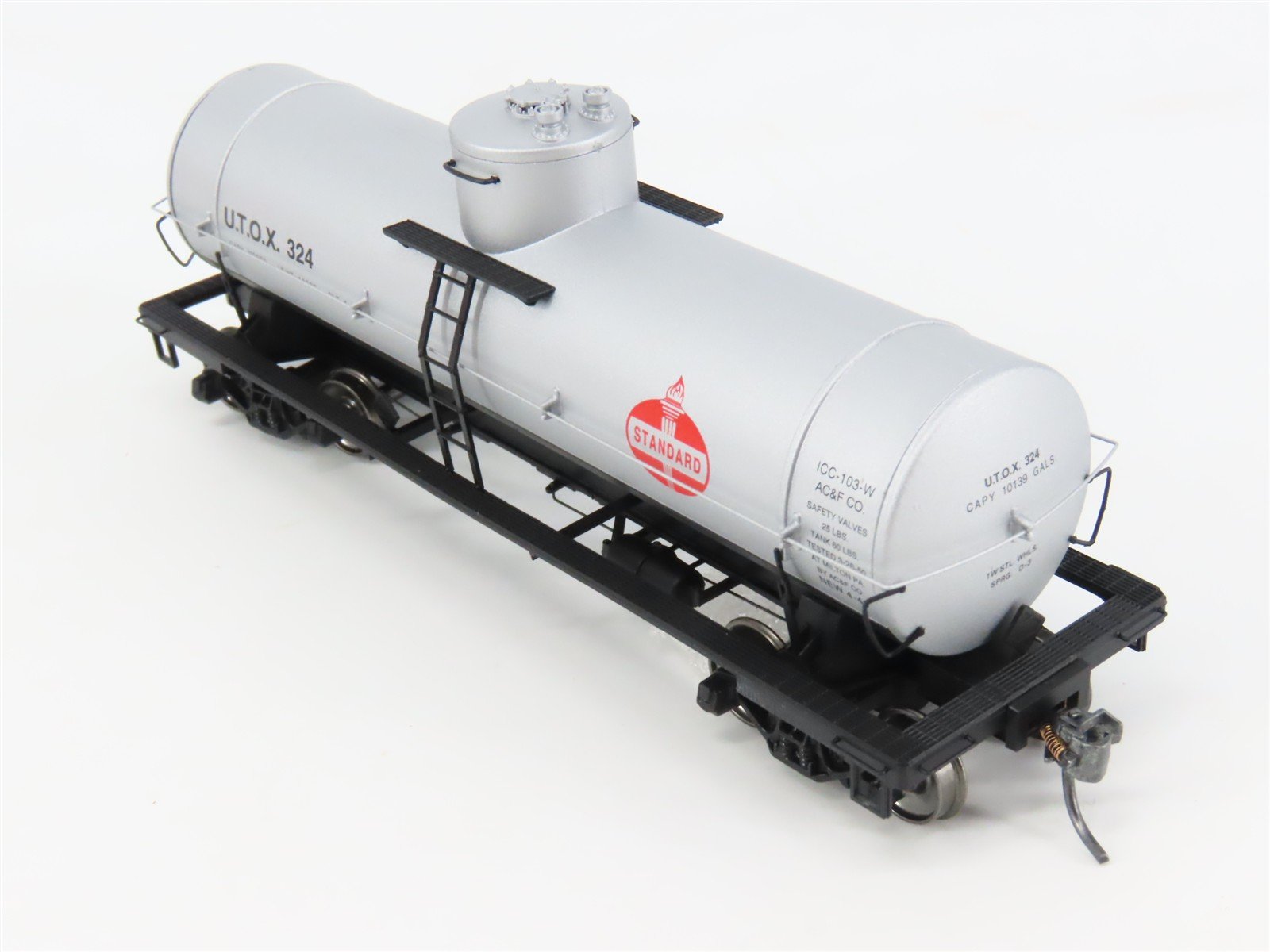HO Scale Red Caboose RR-33051-11* UTOX Standard Oil Tank Car 324 RTR