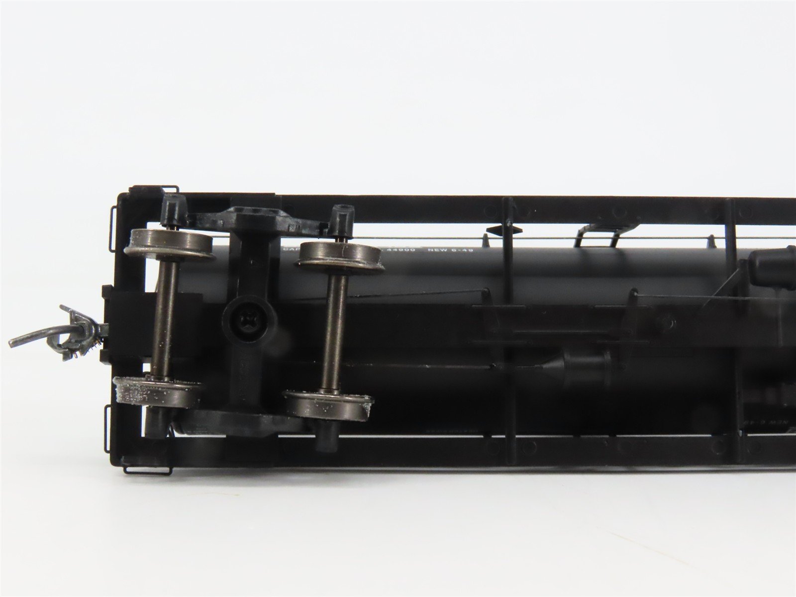 HO Scale Red Caboose RR-33011-49 SUNX Sunoco Tank Car 6459 RTR