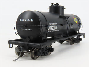 HO Scale Red Caboose RR-33010-54* SUNX Sunoco Tank Car 6491 RTR