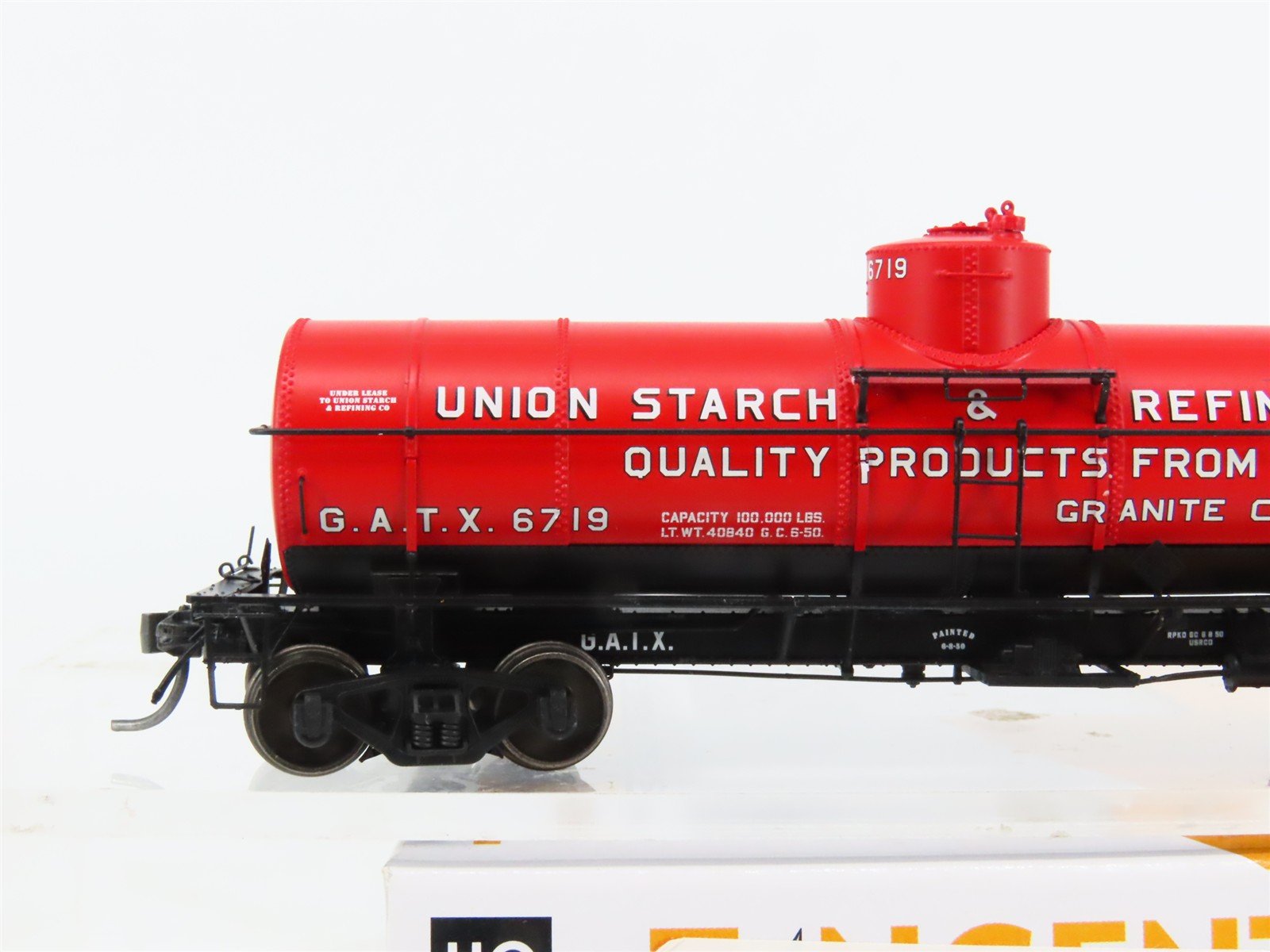 HO Scale Tangent 19017-04 GATX Union Starch Single Dome Tank Car #6719