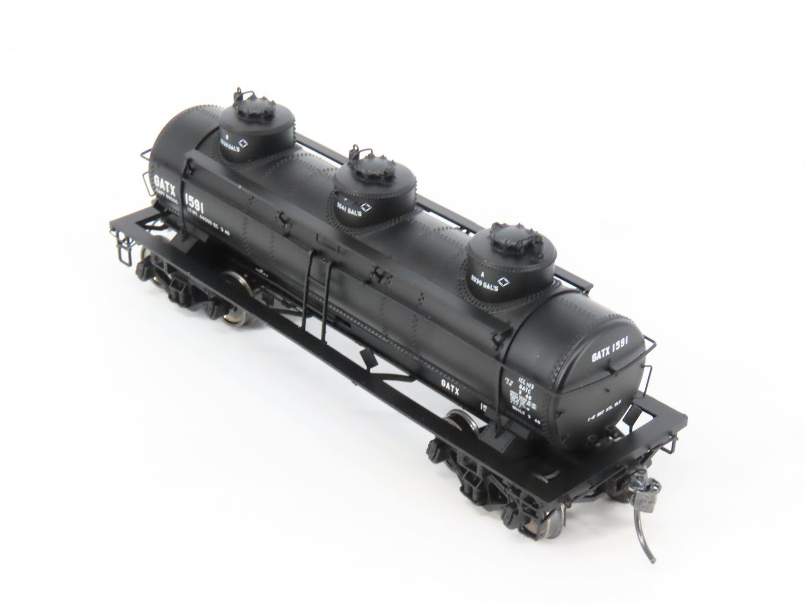HO Scale Tangent 11519-02 GATX Lease 3-Dome 6,000 Gallon Tank Car #1591