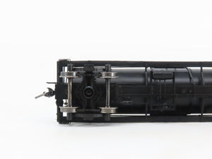 HO Scale Tangent 19062-03 UTLX Hercules Powder Co. Single Dome Tank Car #10676