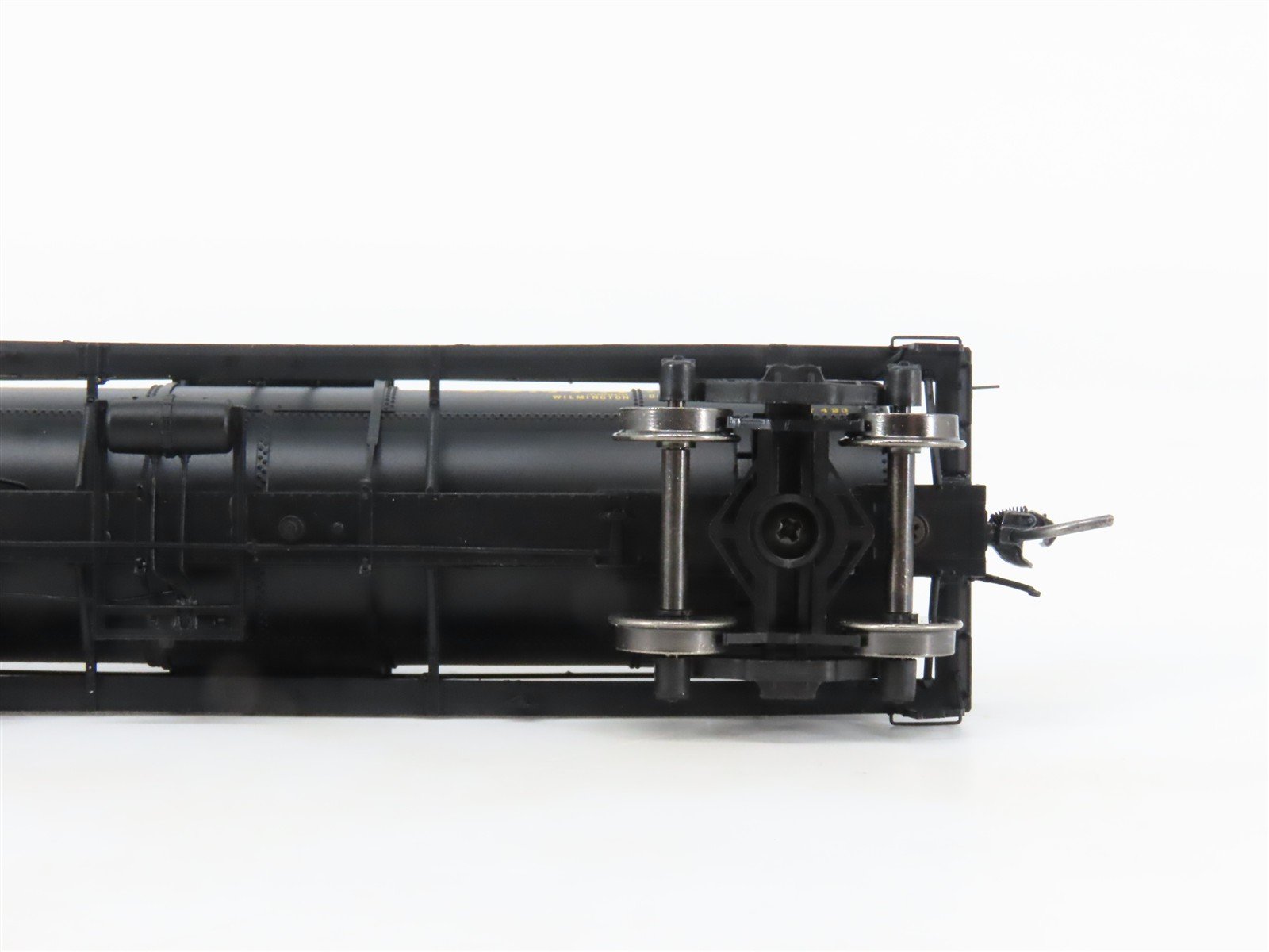 HO Scale Tangent 19062-03 UTLX Hercules Powder Co. Single Dome Tank Car #10676