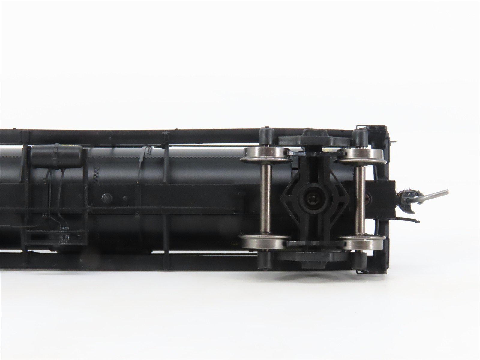 HO Scale Tangent 19026-06 UTLX Union 