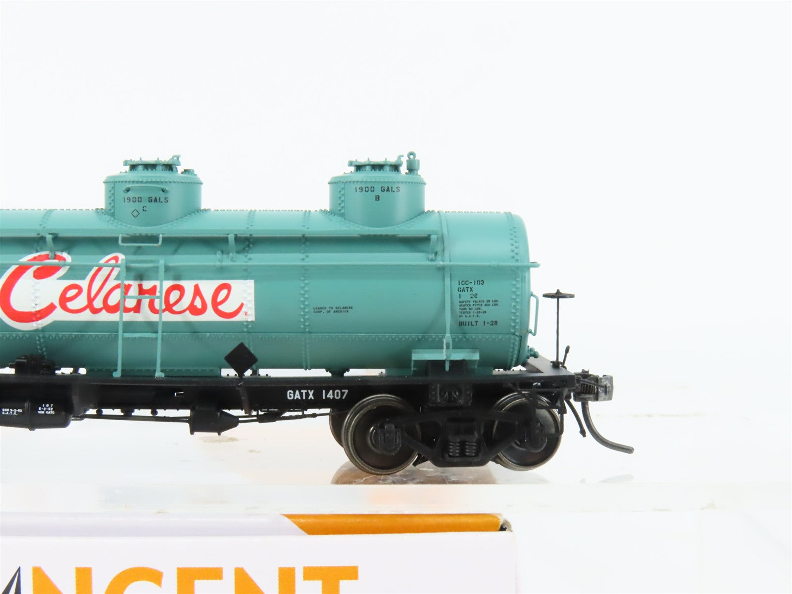 HO Scale Tangent 11510-03 GATX Celanese 6k Gallon Single Dome Tank Car #1407