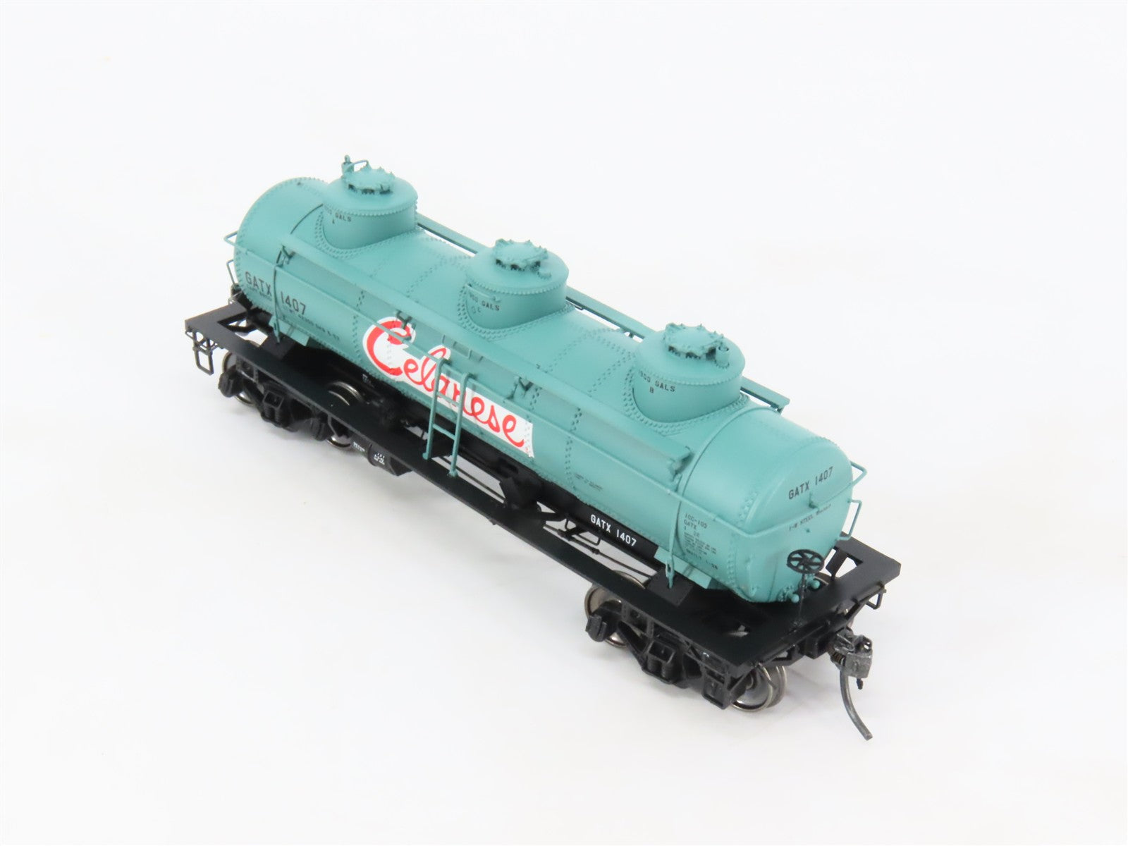 HO Scale Tangent 11510-03 GATX Celanese 6k Gallon Single Dome Tank Car #1407