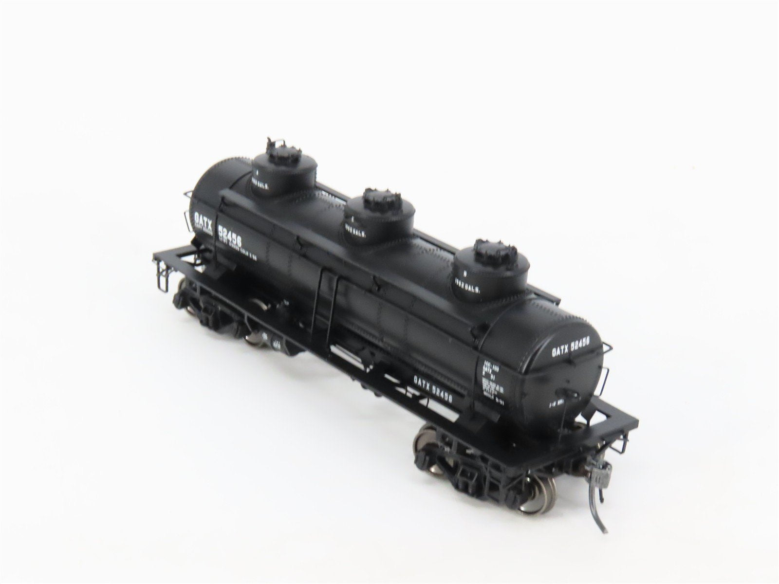 HO Scale Tangent 11511-03 GATX Black Lease 6k Gallon 3-Dome Tank Car #52456