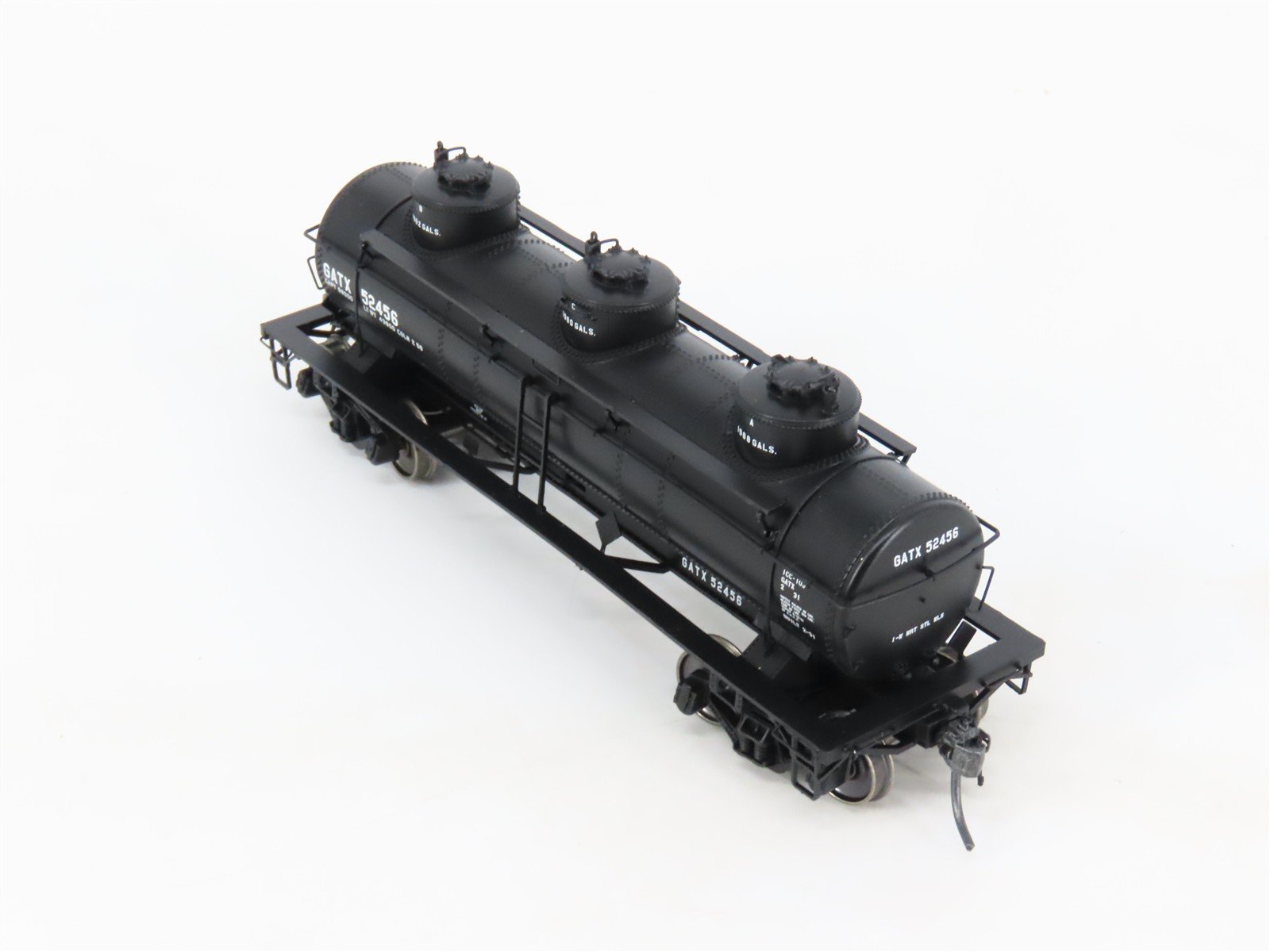 HO Scale Tangent 11511-03 GATX Black Lease 6k Gallon 3-Dome Tank Car #52456