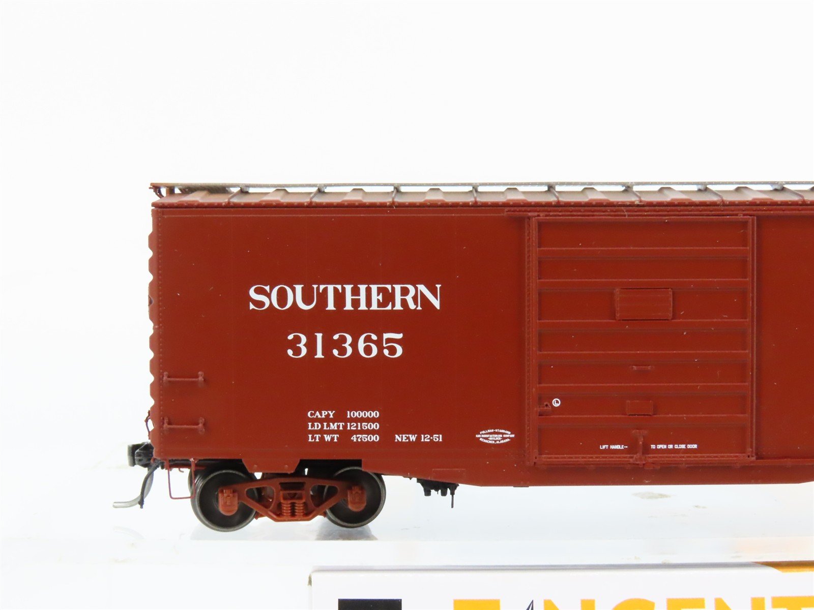 HO Scale Tangent 26010-10 SOU Southern 40' PS-1 Single Door Box Car #31365