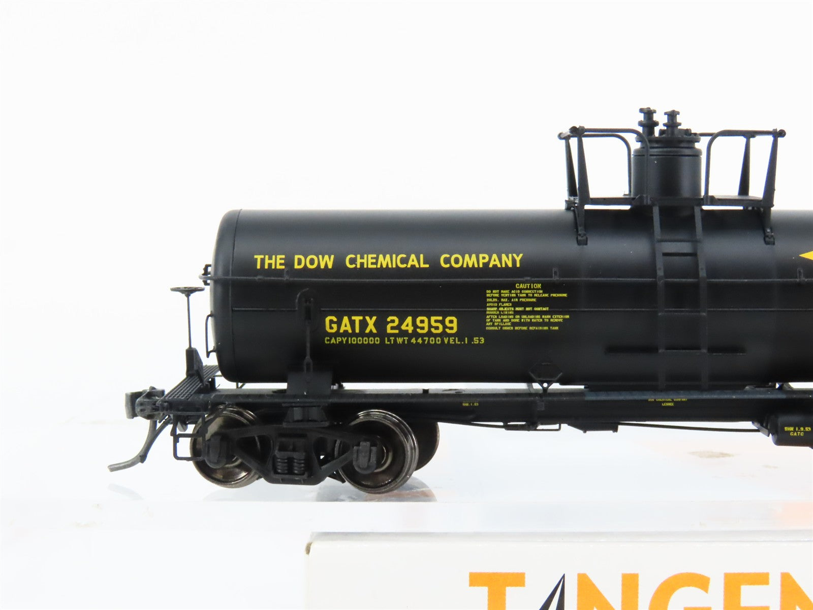 HO Scale Tangent 13013-02 GATX Dow Chemical 8k Gallon Acid Tank Car #24959