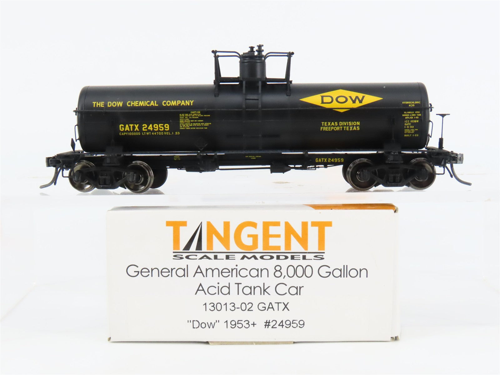 HO Scale Tangent 13013-02 GATX Dow Chemical 8k Gallon Acid Tank Car #24959