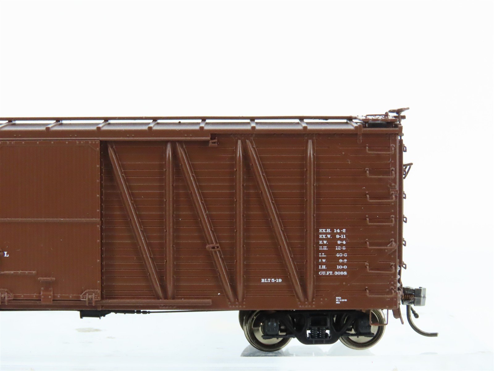 HO Rapido 142008A MEC Maine Central 40' USRA Single-Sheathed Wood Box Car #36105