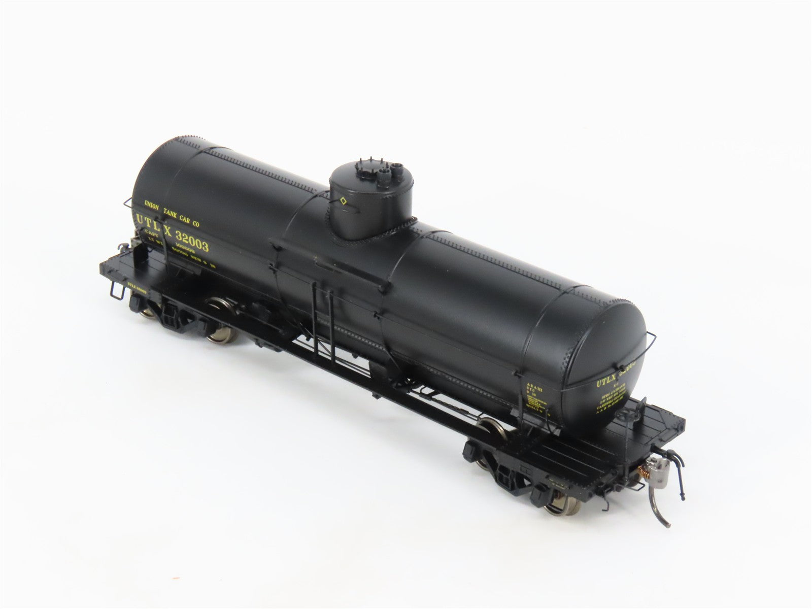 HO Scale Rapido 159006A UTLX Union X-3 Single Dome Tank Car #32003