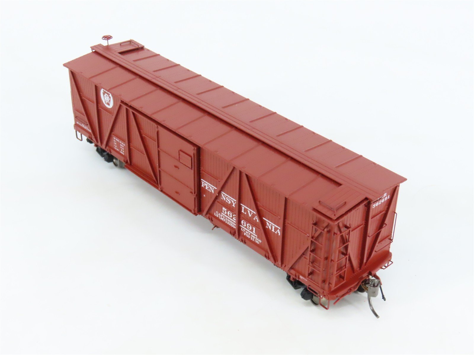 HO Scale Rapido 177005A PRR Pennsylvania 40' X23 Wood Box Car #562691
