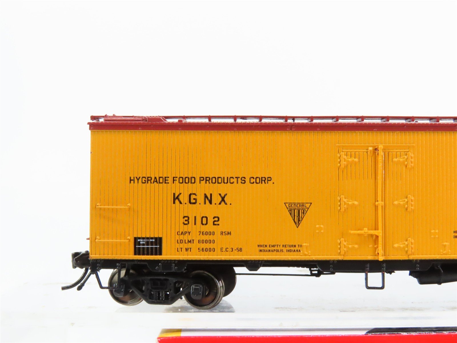 HO Scale Rapido 121011-1 KGNX Hygrade's GARX 37' Meat Reefer #3102