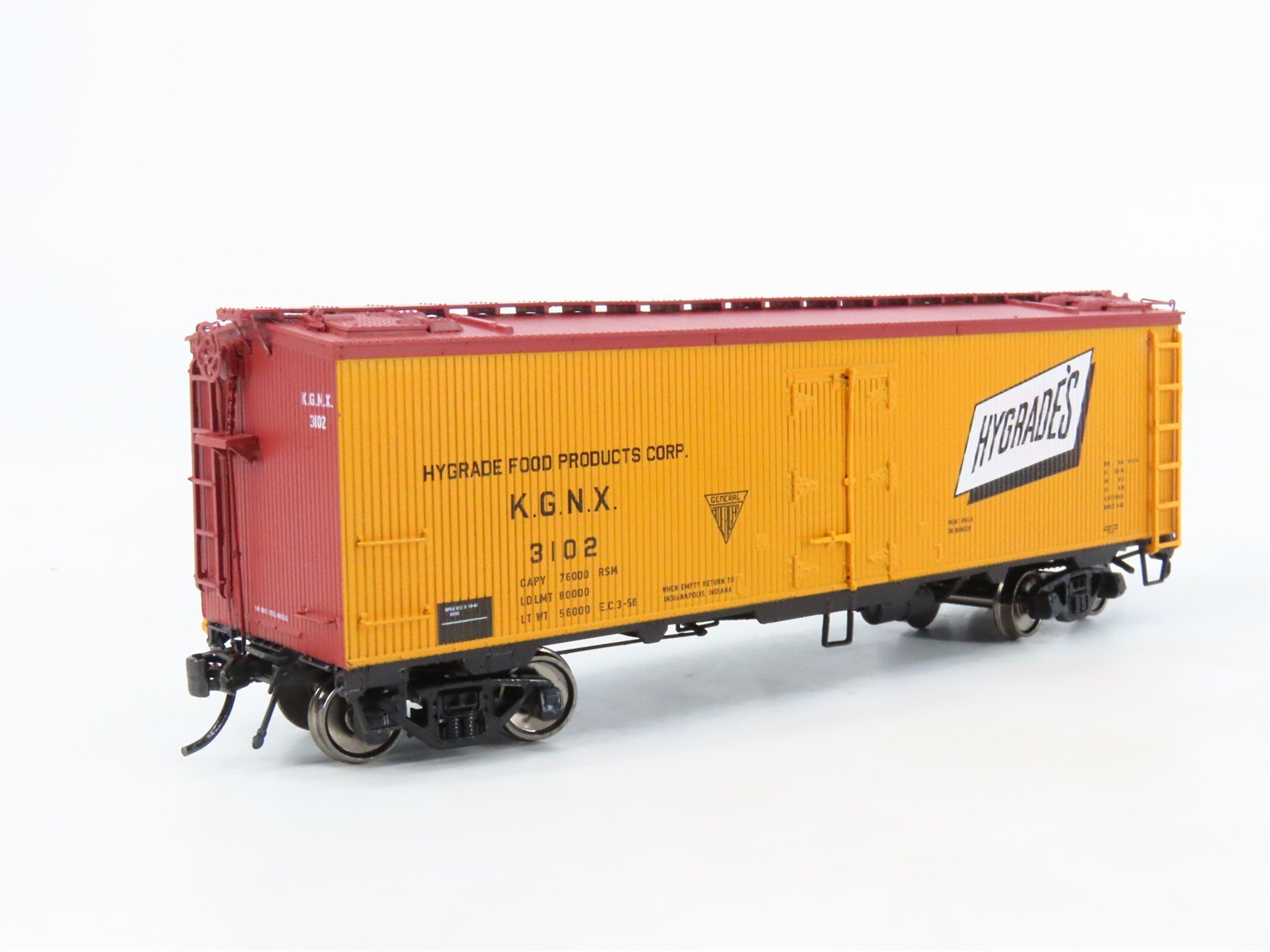 HO Scale Rapido 121011-1 KGNX Hygrade's GARX 37' Meat Reefer #3102