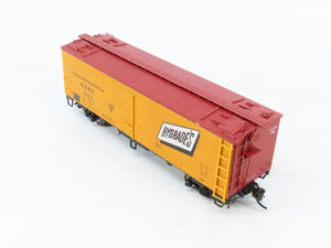 HO Scale Rapido 121011-1 KGNX Hygrade's GARX 37' Meat Reefer #3102