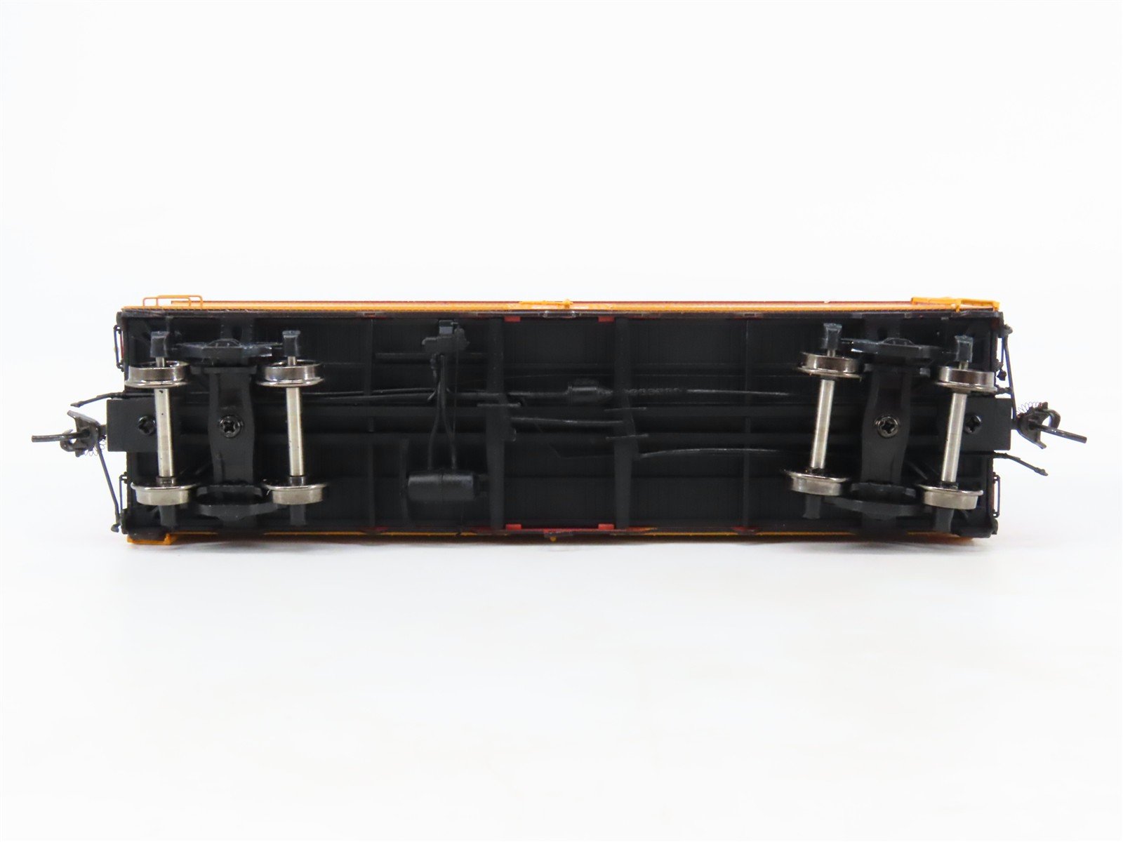 HO Scale Rapido 121011-1 KGNX Hygrade's GARX 37' Meat Reefer #3102